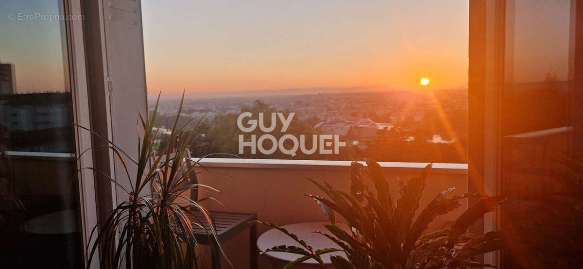 Appartement à LA MULATIERE