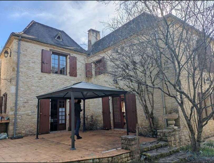 Ancien moulin en pierre de 160 m² avec piscine. - photo 18