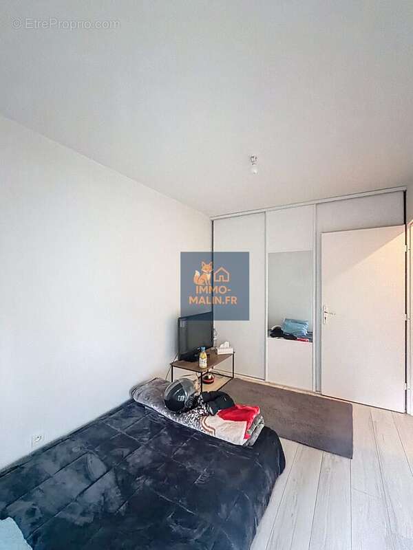 Chambre - Appartement à ARGENTEUIL