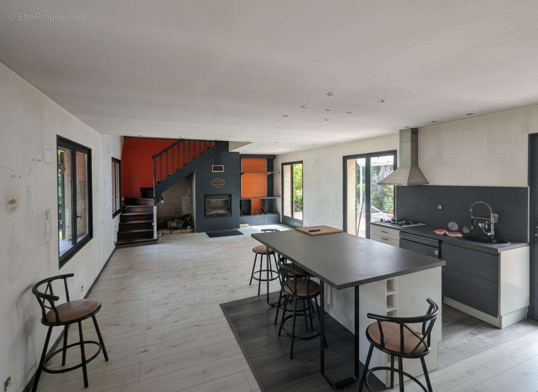 Propriété 107m2 3 chambres Parcelle arboré 4 611m2 - photo 5