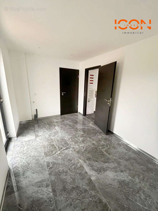 Maison à ROUGEGOUTTE