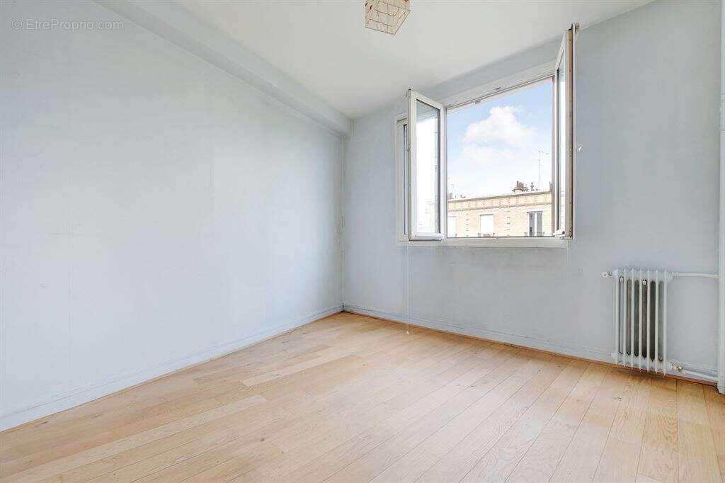 Appartement à PARIS-20E