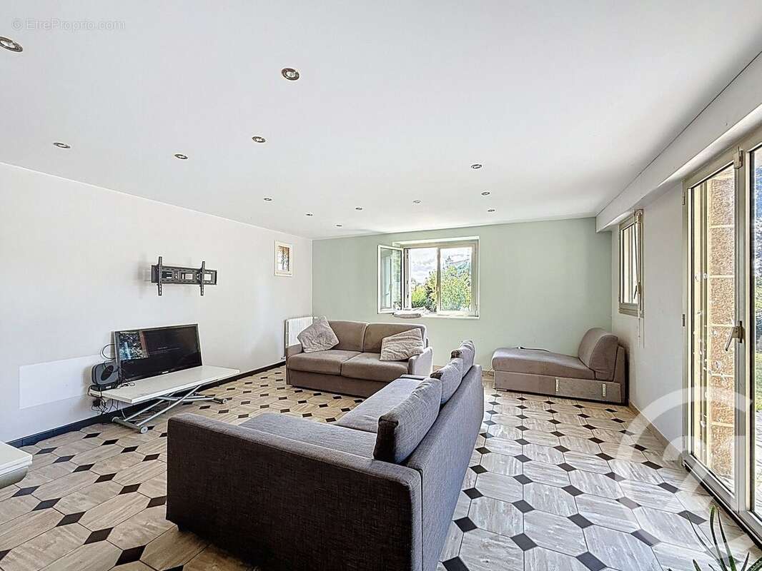 Maison 275 m² à Lannion  - photo 2