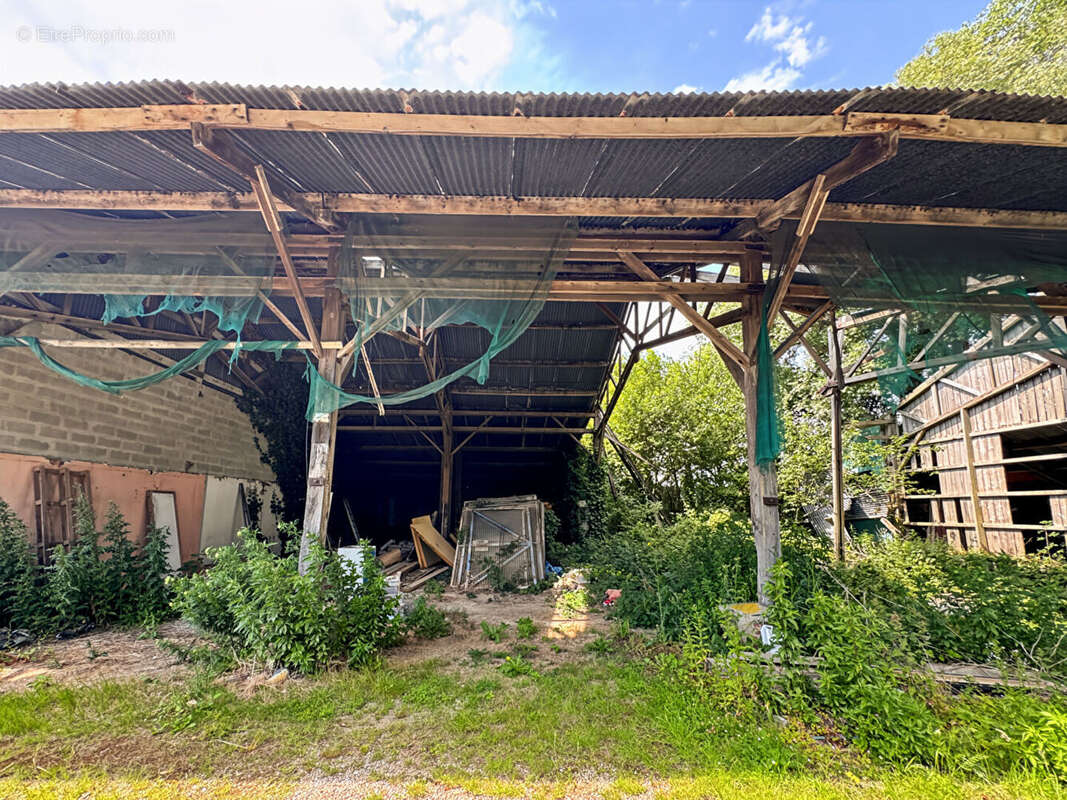 Maison à LES ATTAQUES