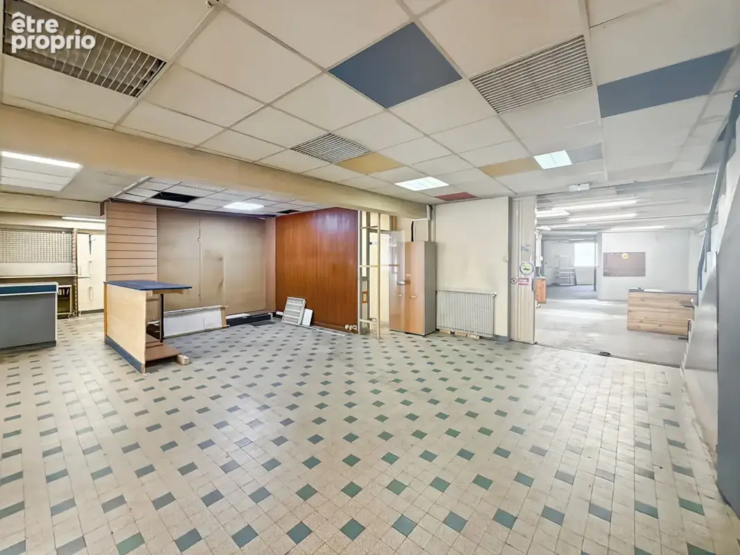 Local commercial Libourne 520 m2 - photo 2