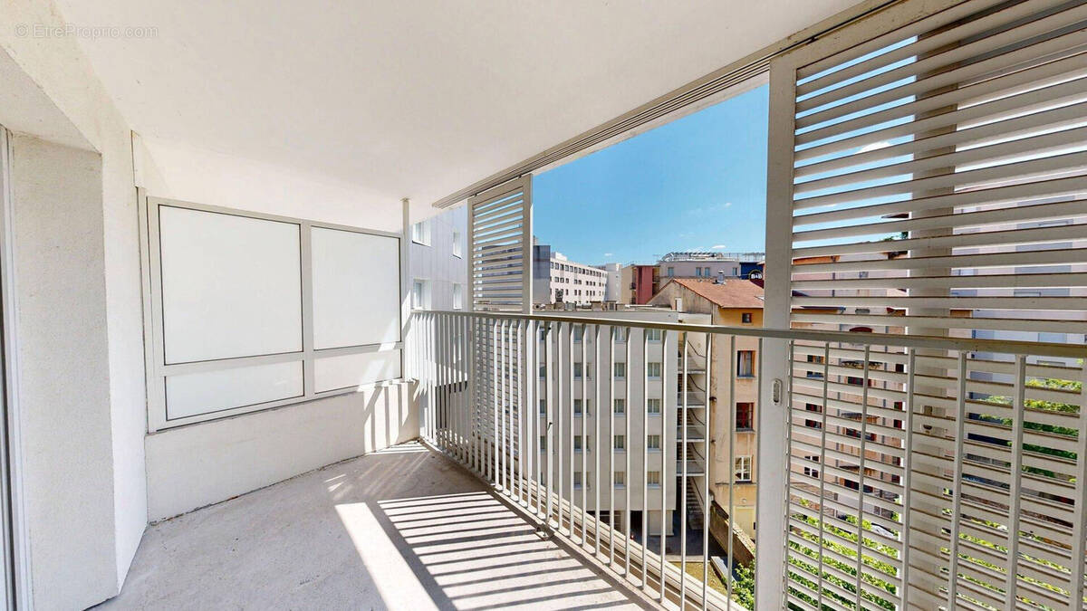 Appartement à CALUIRE-ET-CUIRE