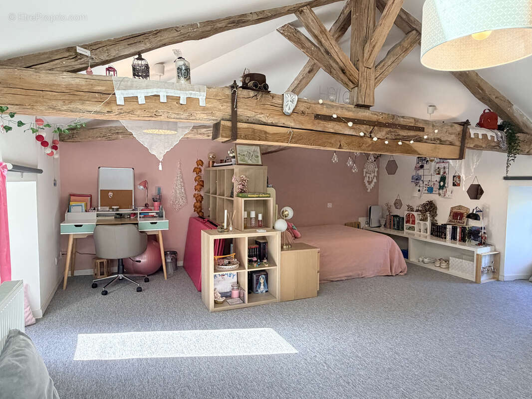 Maison à FOUQUEBRUNE