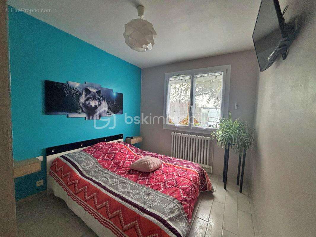 Maison à VENDRENNES