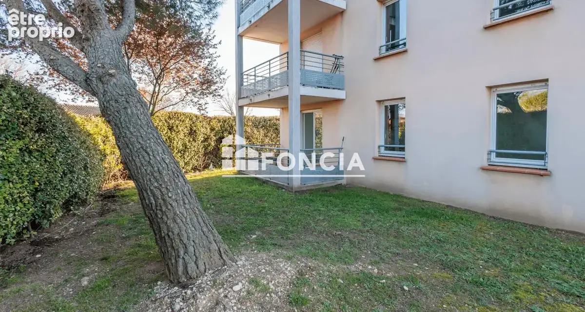 Appartement à L'ISLE-SUR-LA-SORGUE