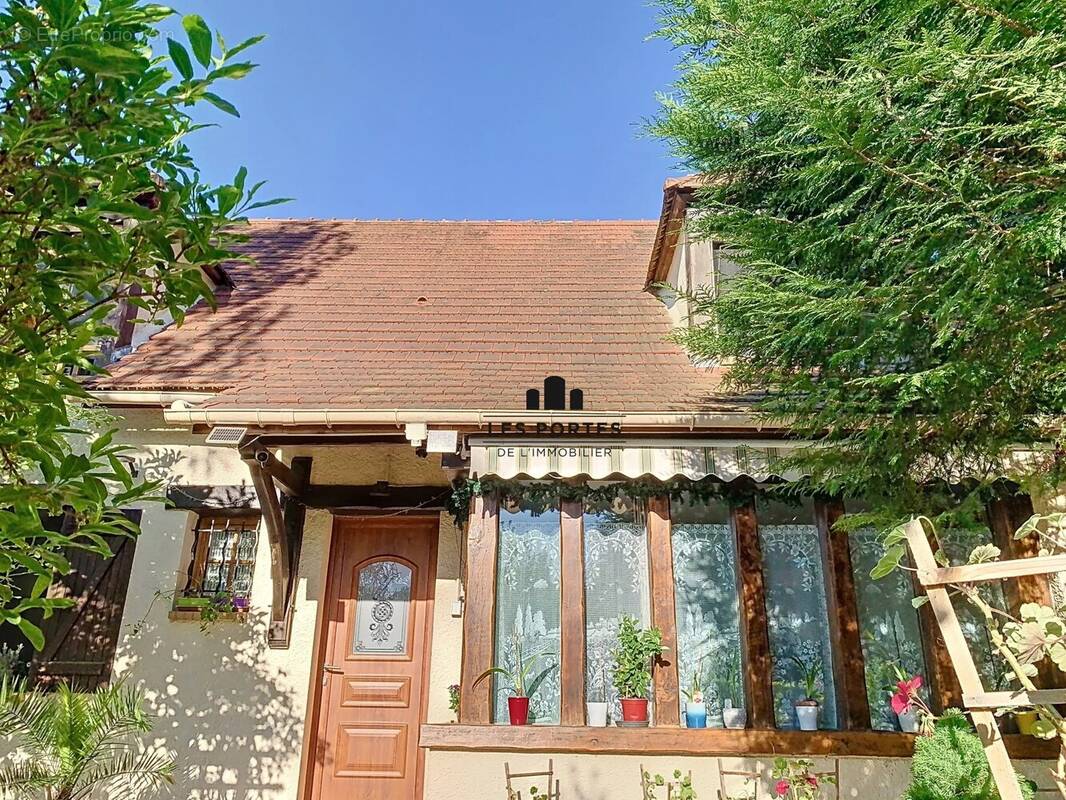 Maison à MILLY-LA-FORET