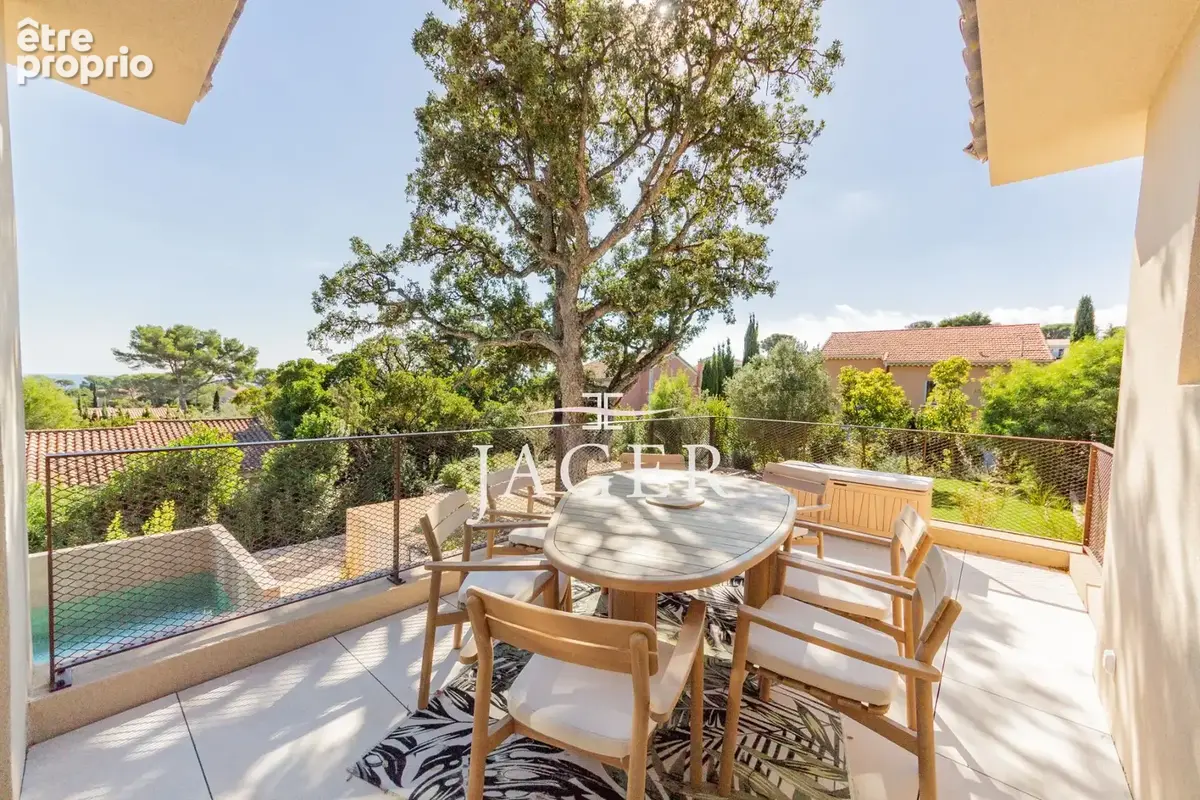 Maison 4 pièces 160 m² à vendre à Frejus (83370) - photo 7