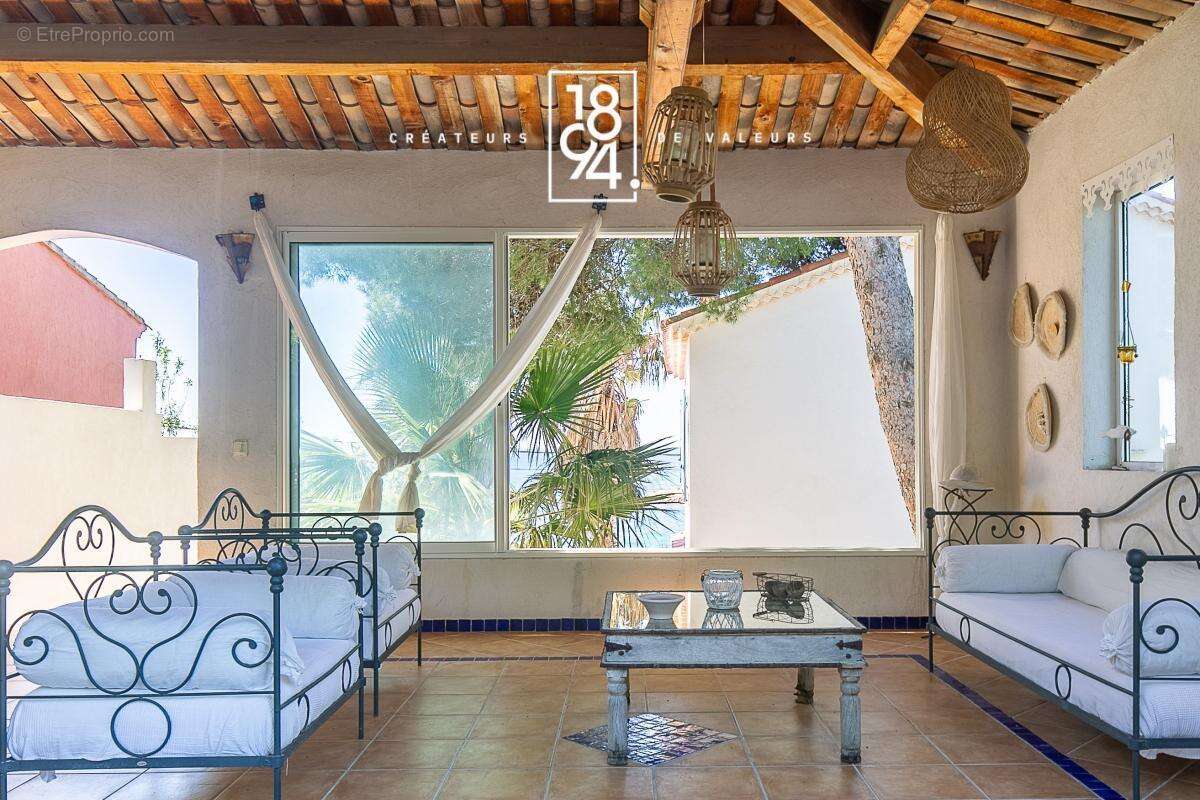 Maison à CARRY-LE-ROUET