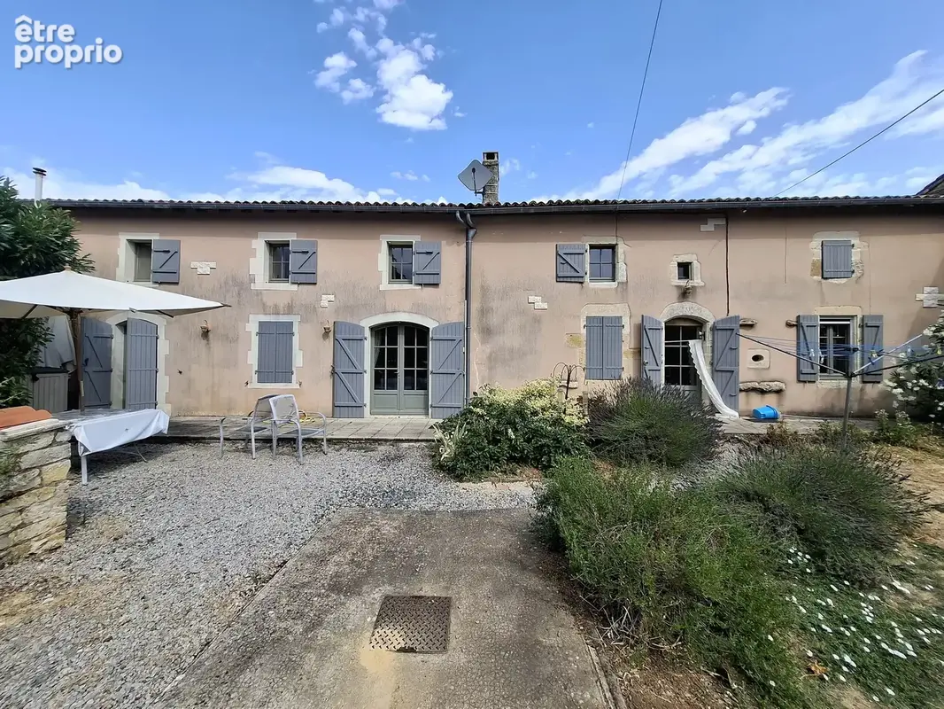 Maison à SAUZE-VAUSSAIS