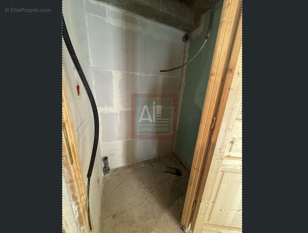 Maison de 250m2 avec gros potentiel - photo 4