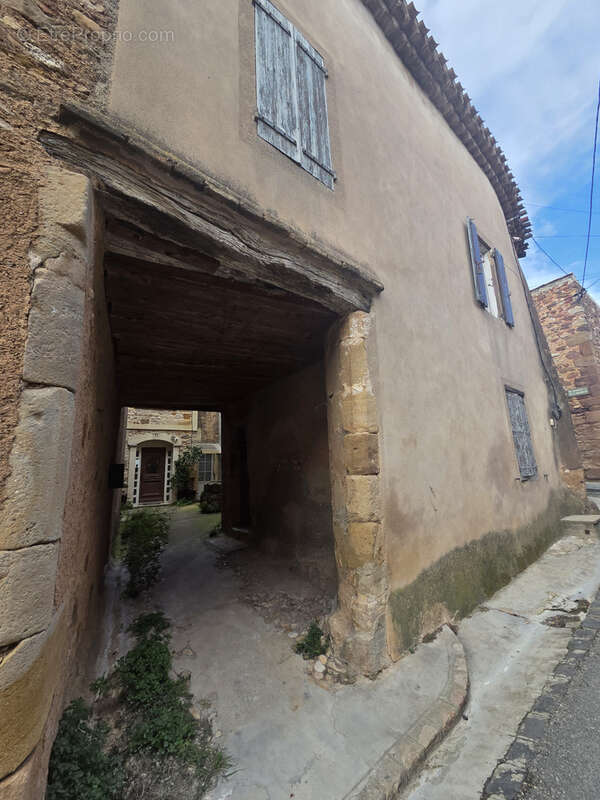 Maison à CRUZY