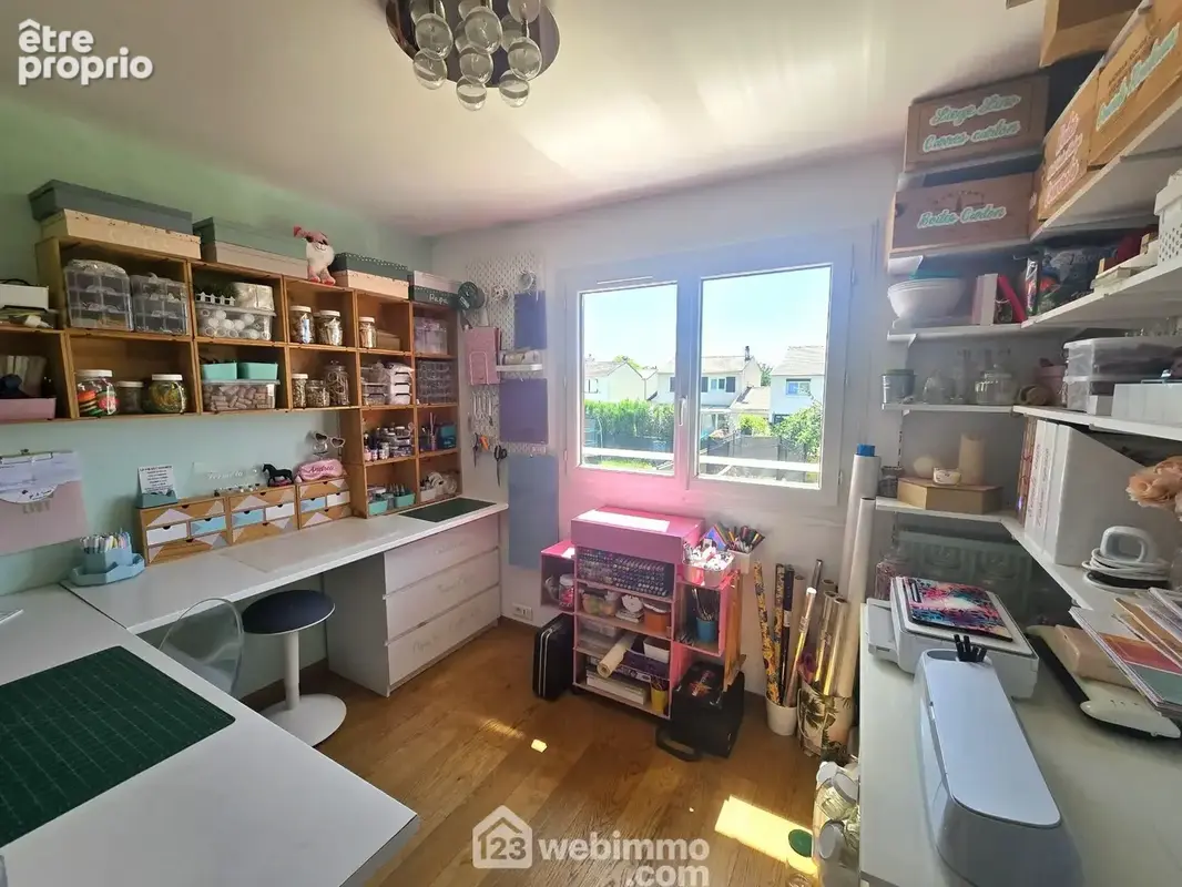 nous voici dans la quatrième chambre...