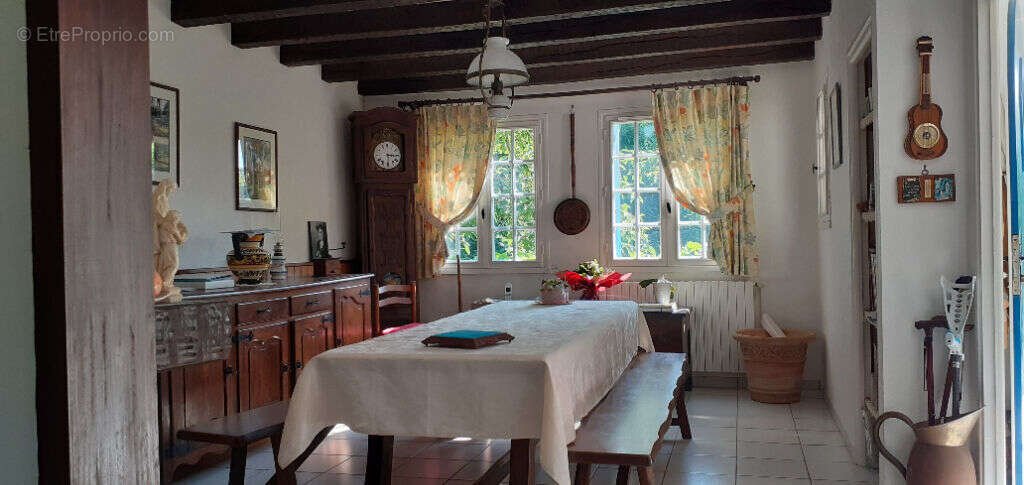 Maison à GRAND-CHAMP