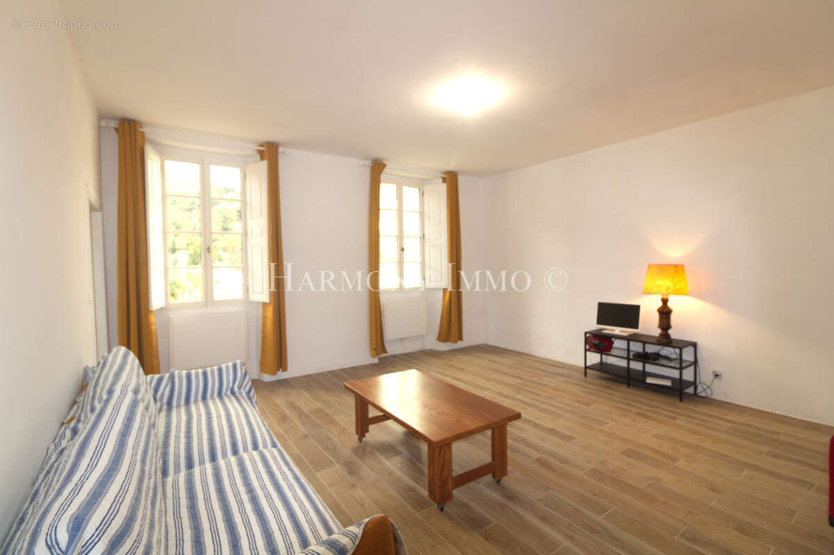 Appartement refait à neuf dans maison de caractère en Corse du Sud - photo 3