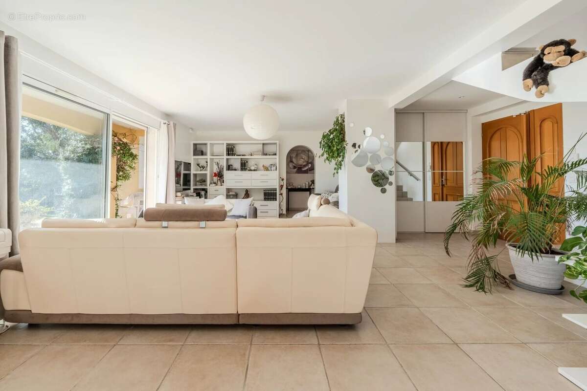 Maison à SAINT-GILLES