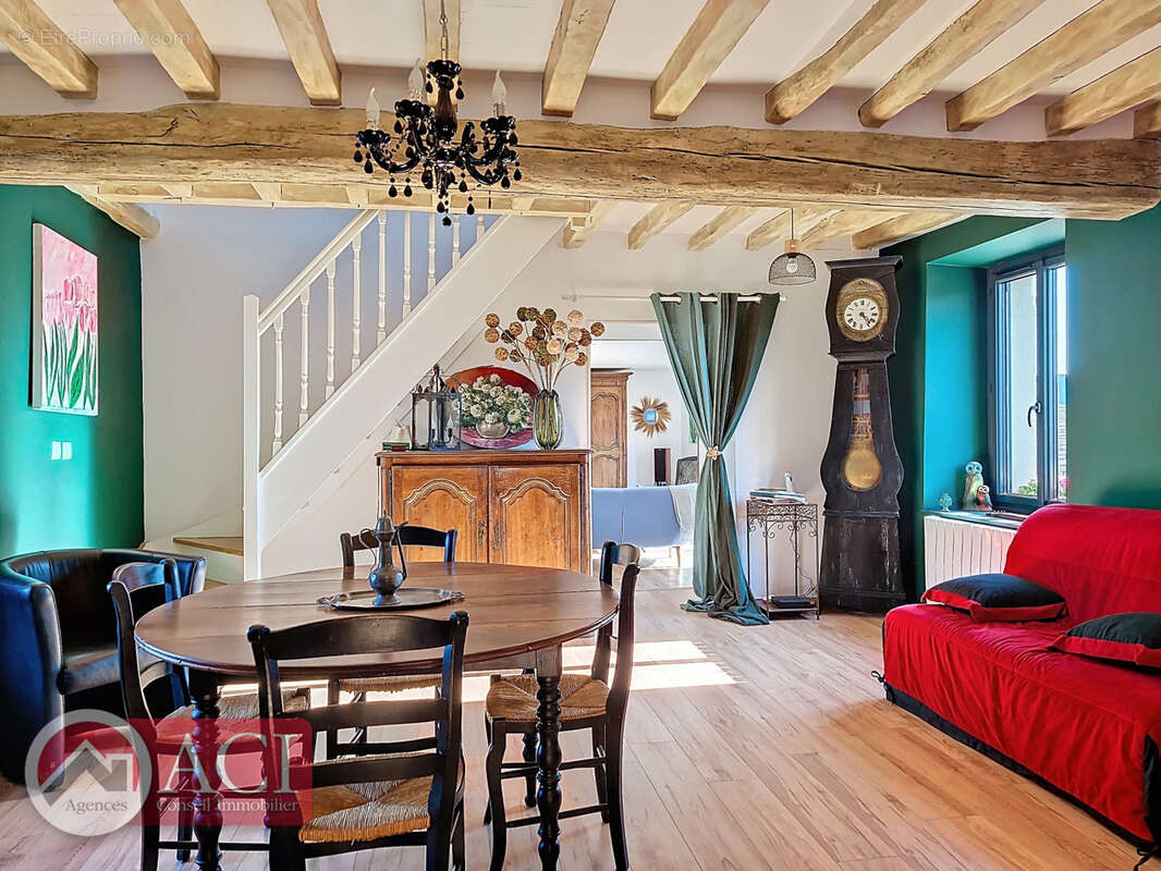 Maison à MAGNY-EN-VEXIN