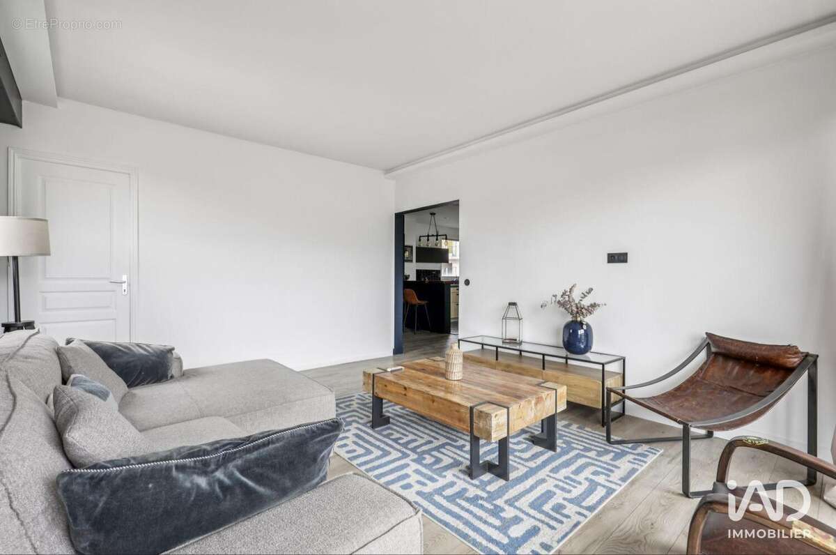 Photo 3 - Appartement à PARIS-16E