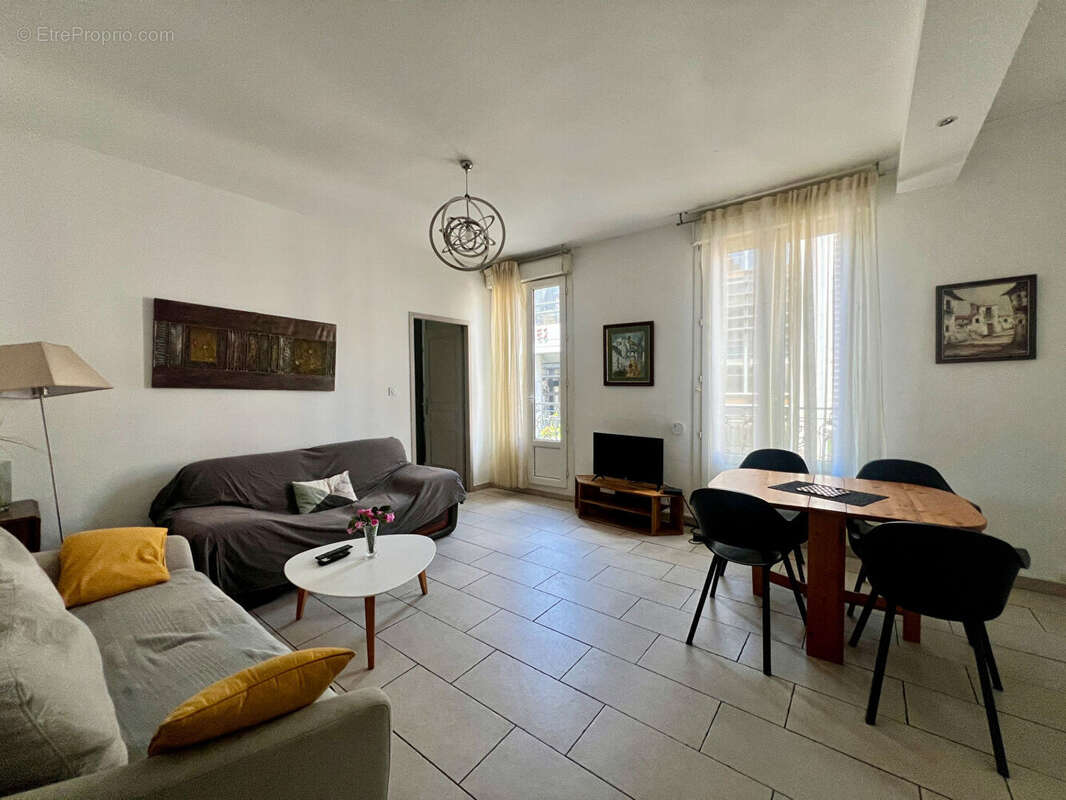 Appartement Beziers 3 pièce(s) 78.24 m2 - photo 2