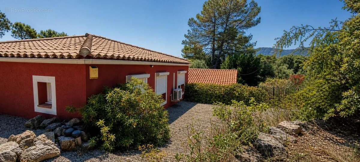 Maison 5 pièces de 168 m² au Thoronet - photo 7