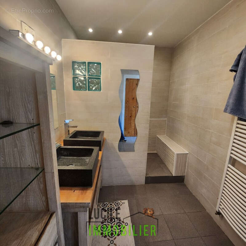 Idéal pour investisseur 1 bien 2 logements 4 - Appartement à FLEURINES