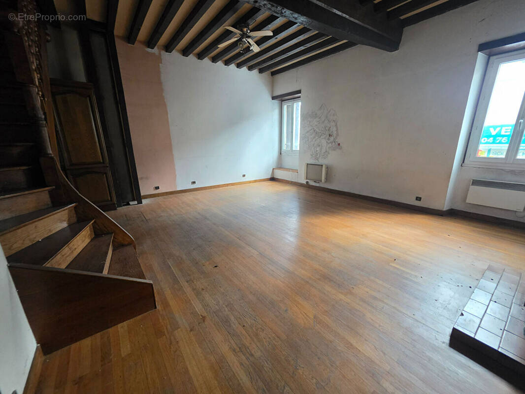 Appartement à LE PONT-DE-BEAUVOISIN