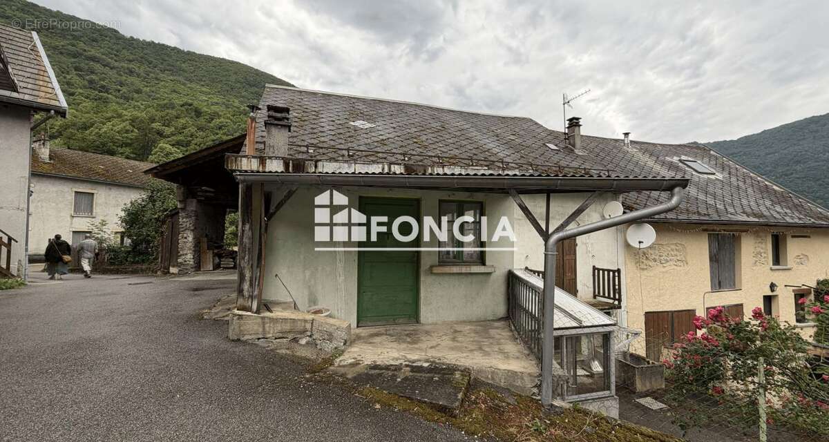 Grande maison de village - photo 7