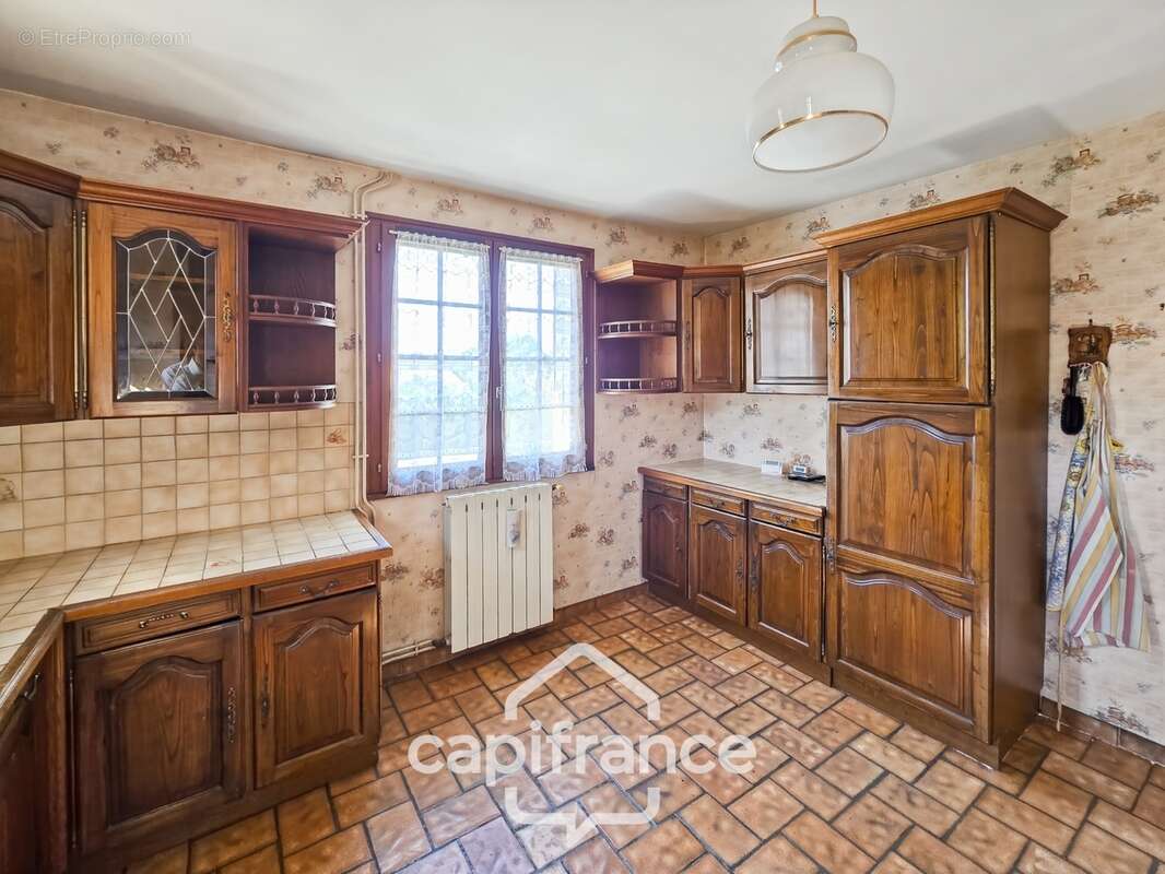 PRÉMERY (58) – Maison familiale de 144 m² sur sous-sol complet – 4 chambres – Terrain arboré de 2 014 m² - photo 7