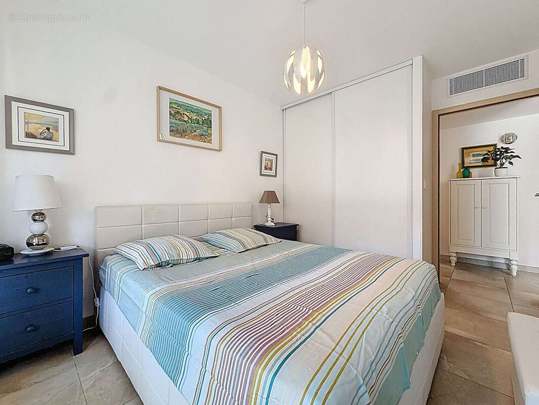 Appartement à CARQUEIRANNE