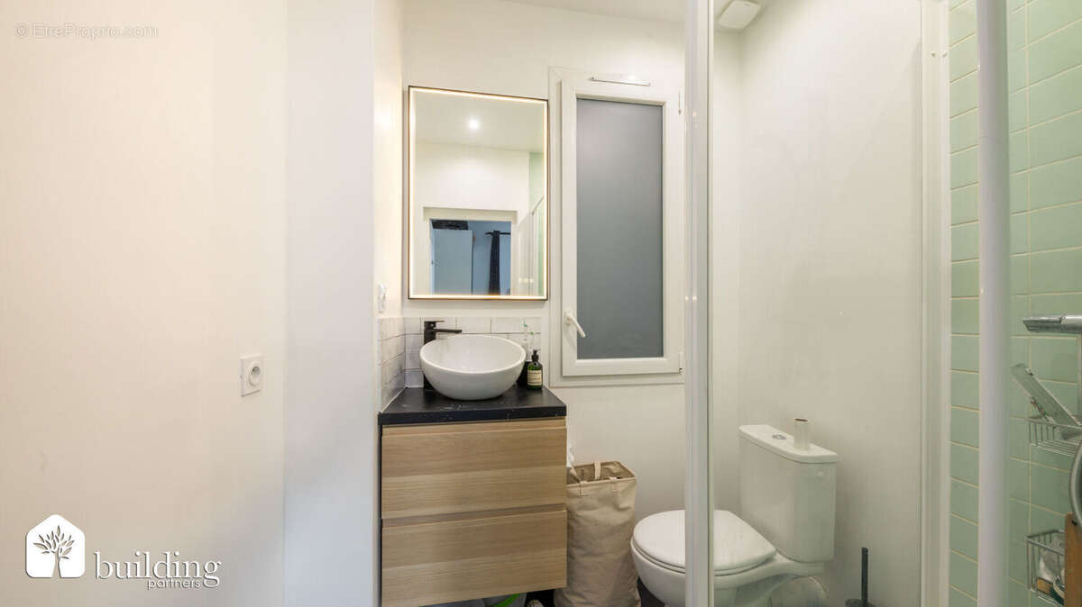 Appartement à LEVALLOIS-PERRET