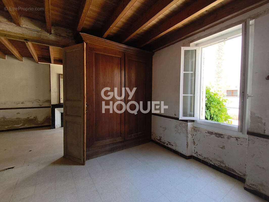 Maison à COUTHURES-SUR-GARONNE