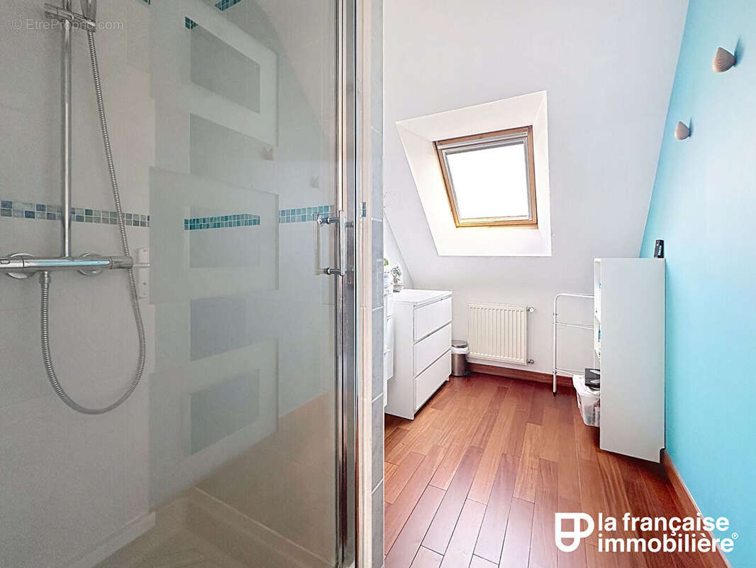 Maison à CORPS-NUDS