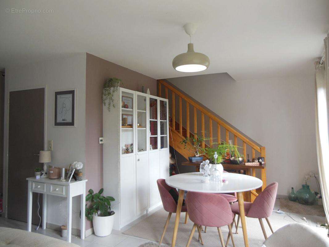 Maison à SAINT-GEORGES-DE-DIDONNE