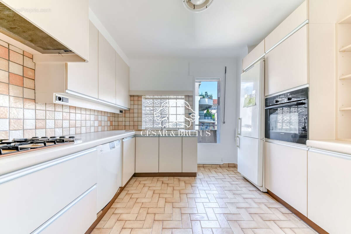 Appartement à LYON-6E