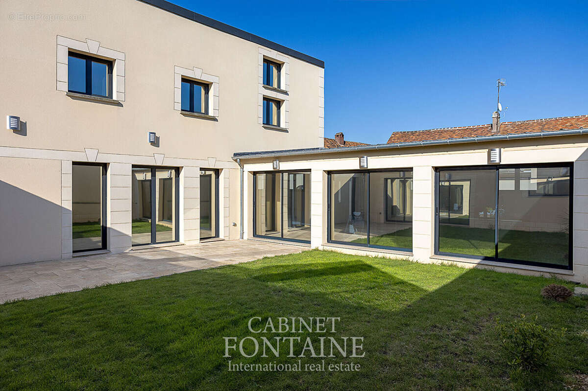 Maison à ALLONNE