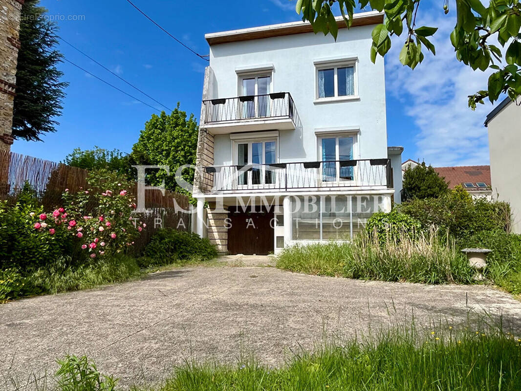 Maison à TAVERNY