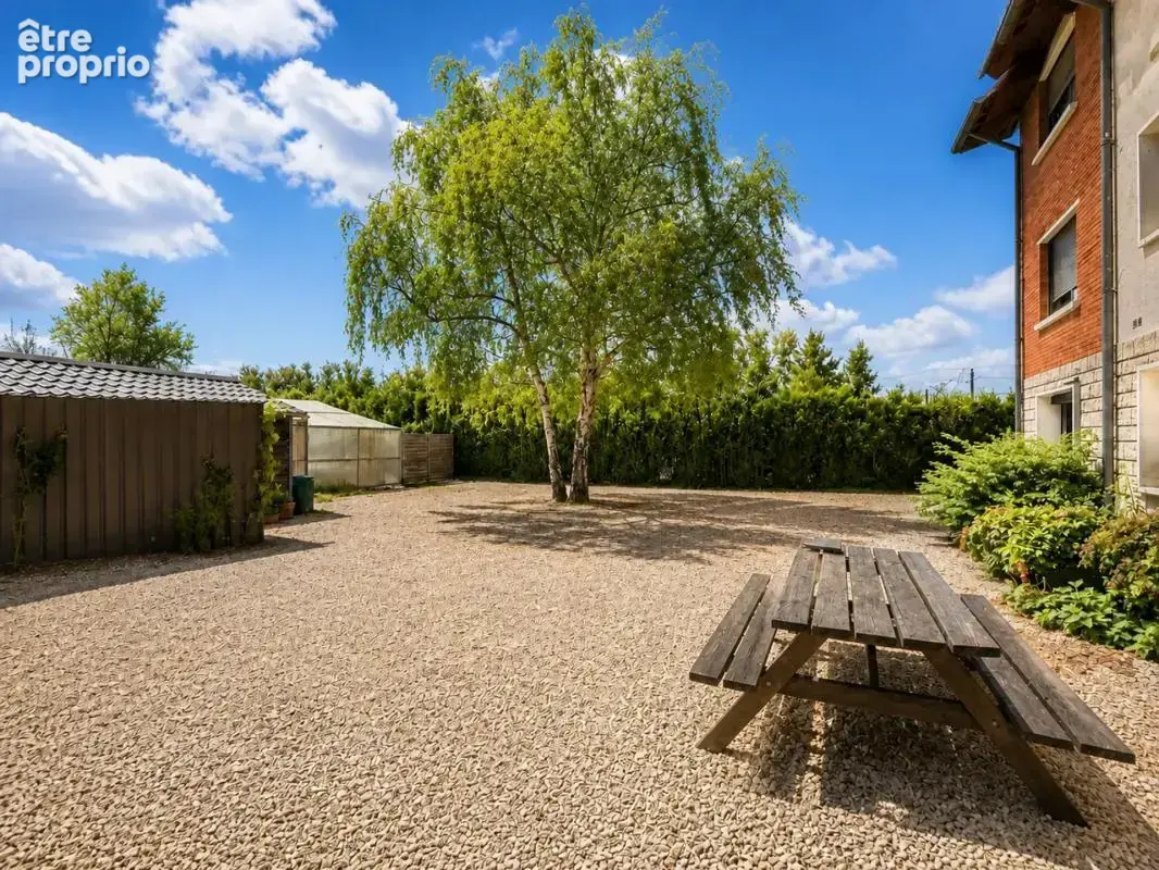 Maison de 9 pièces de 303m² à Guilly - photo 24