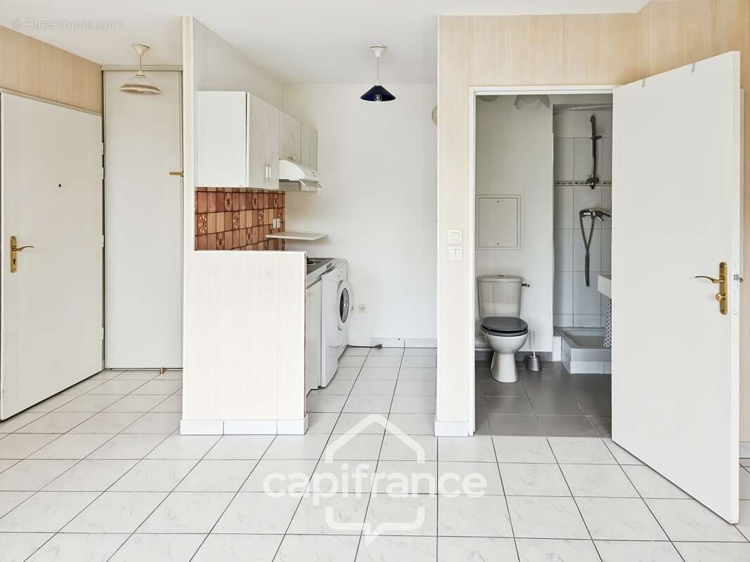 En plein cœur de Villenoy – Studio en rez-de-jardin avec stationnement - photo 7