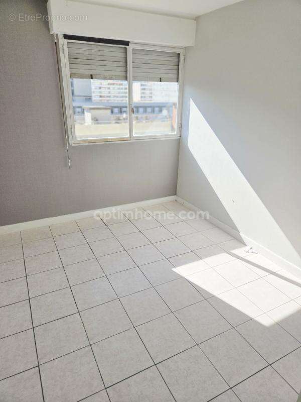 Appartement 3 pièces - 59m2 - avec balcon - 128 000 € FAI - photo 6