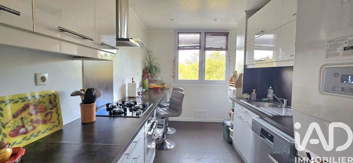 Photo 6 - Appartement à SAINTE-GENEVIEVE-DES-BOIS