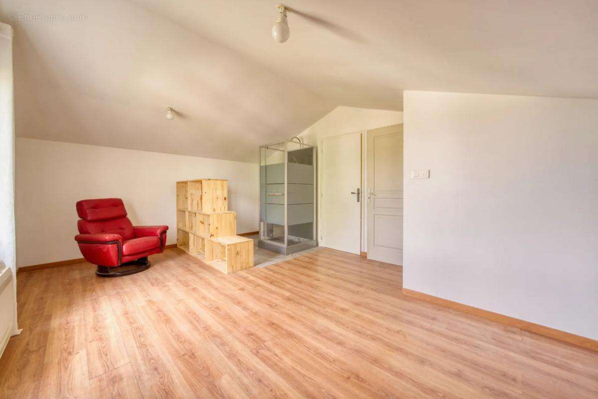 Maison à TONNAY-CHARENTE