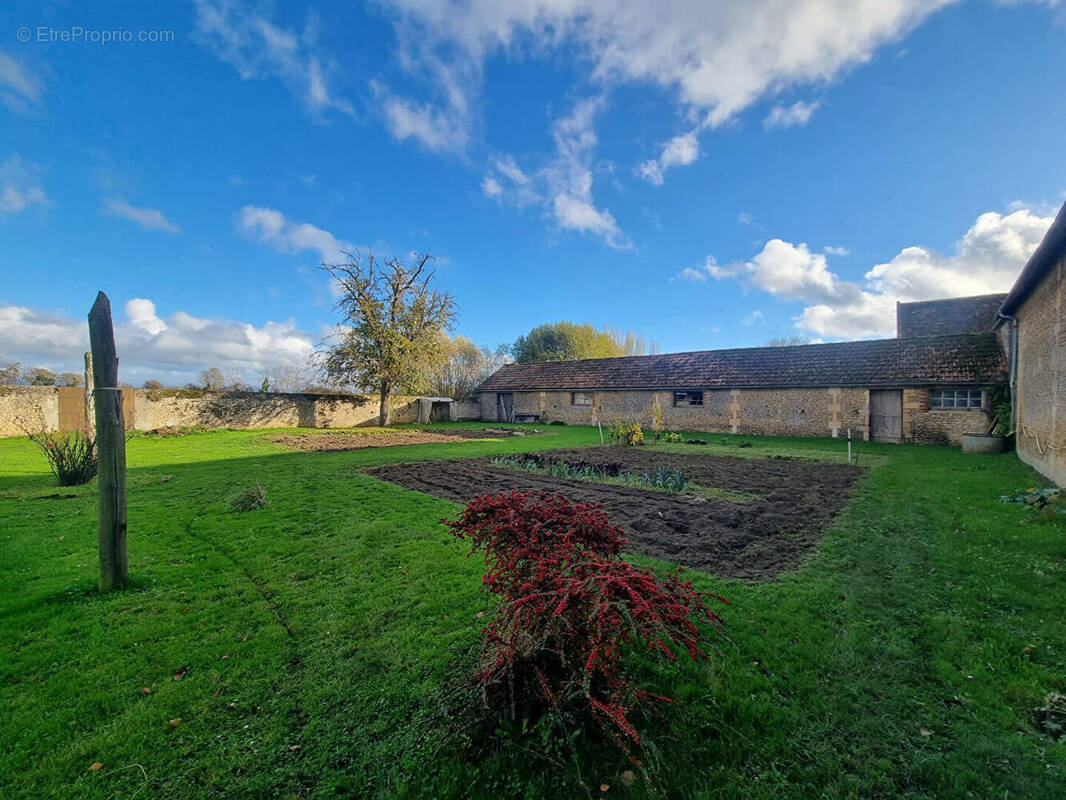 Maison à AMFREVILLE