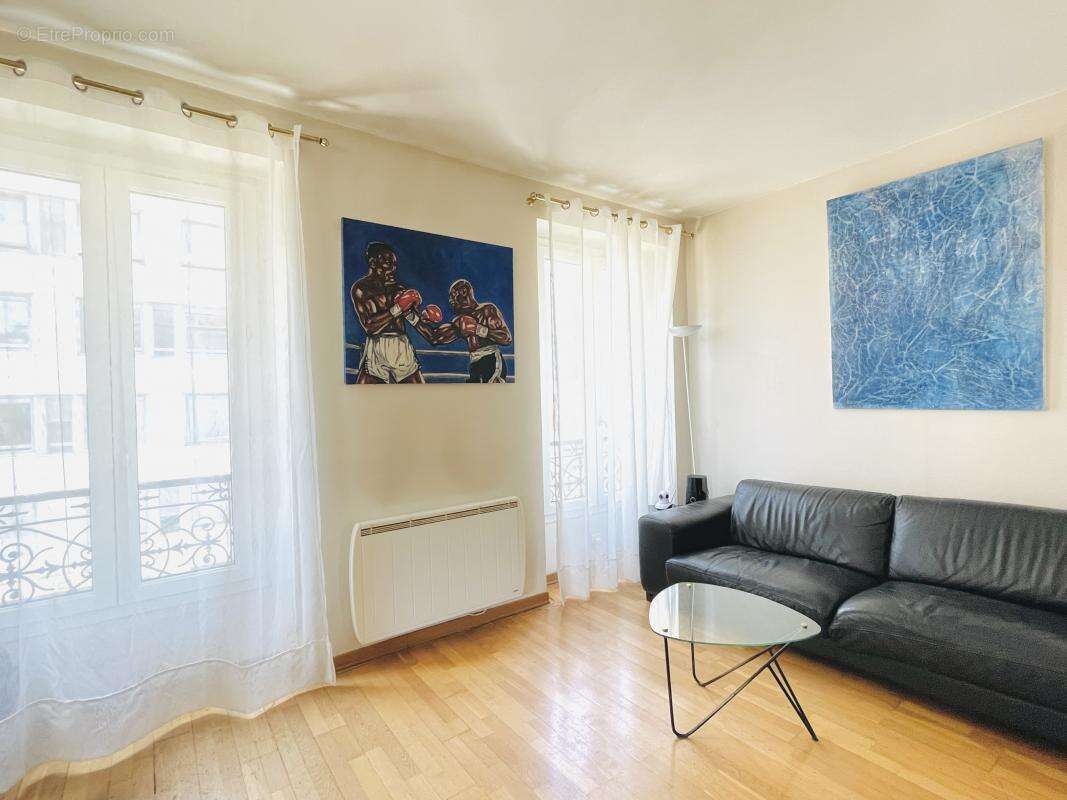 Appartement à MONTROUGE