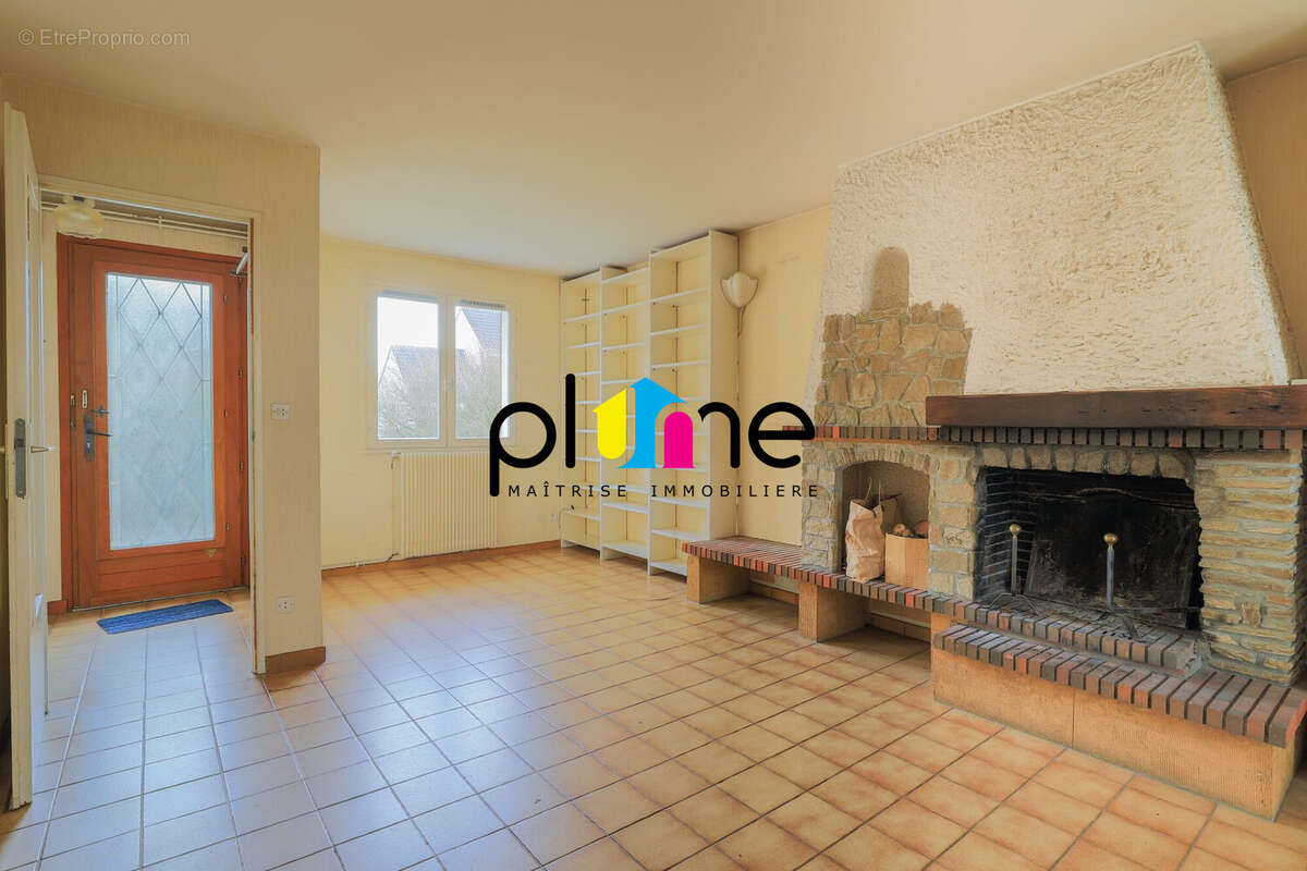 Maison à SAINTE-CATHERINE