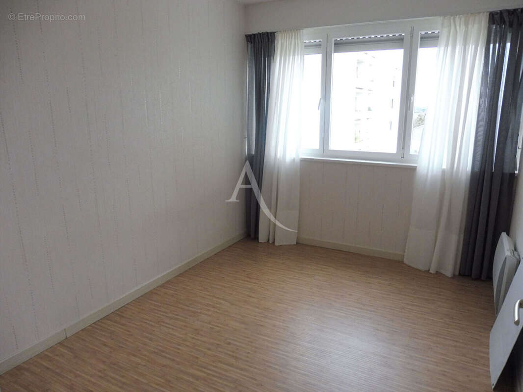 Appartement à LA CHAUSSEE-SAINT-VICTOR