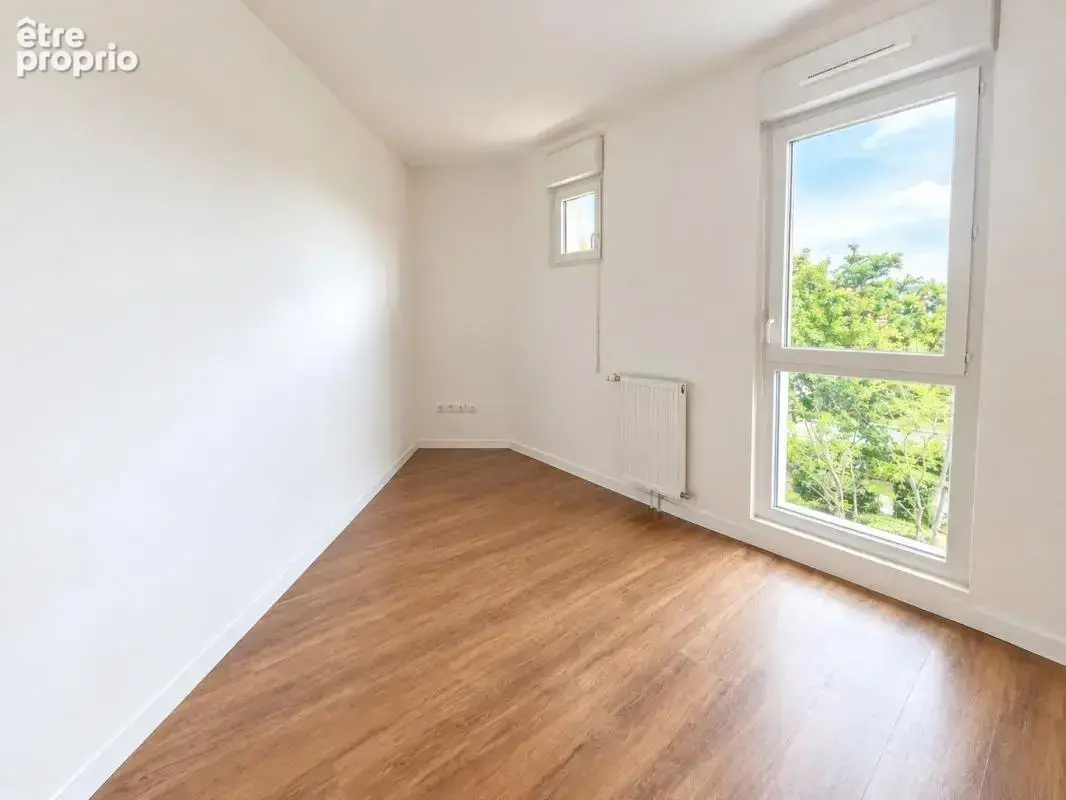 Maison À Vendre 3 chambres à 5min à pied de la gare RER A CHESSY-SERRIS-MONTEVRAIN - photo 3