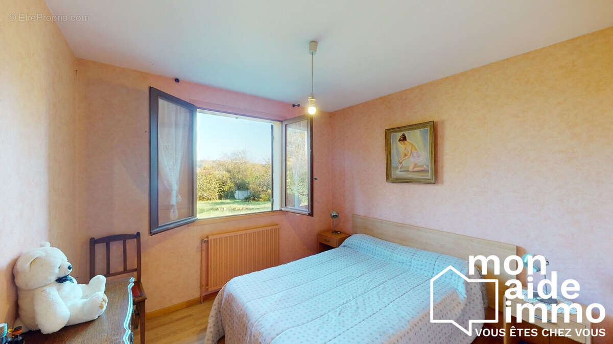 Maison à FARGUES-SAINT-HILAIRE